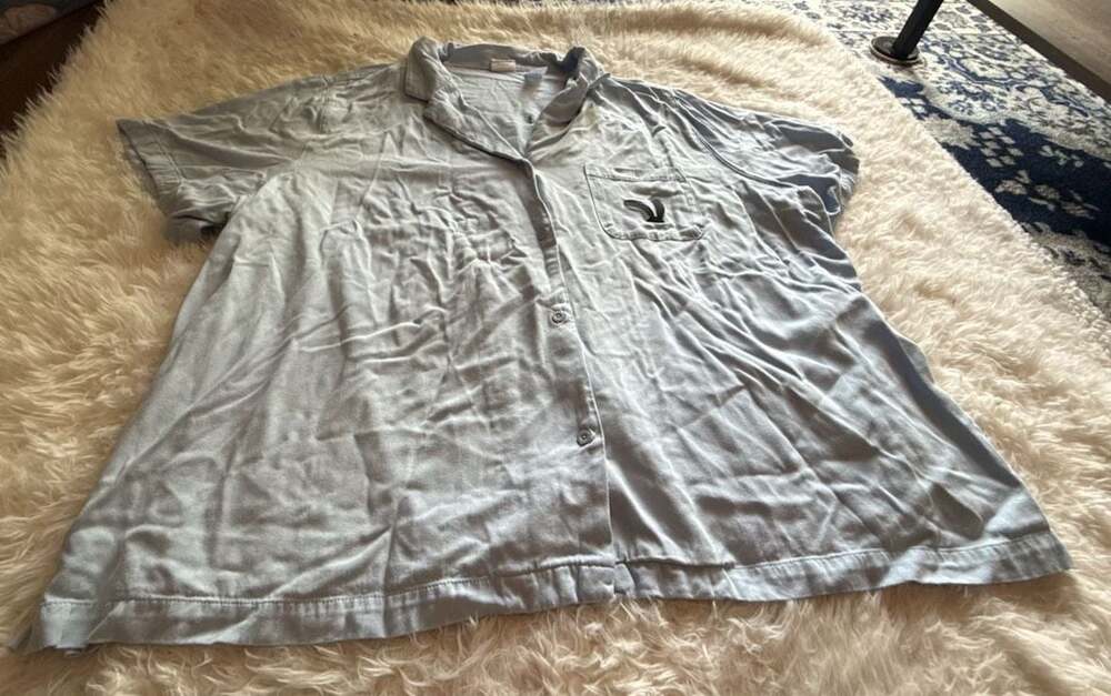 Disney Oswald The Lucky Rabbit Rival Romeos‎ Graphic Button-Up Shirt